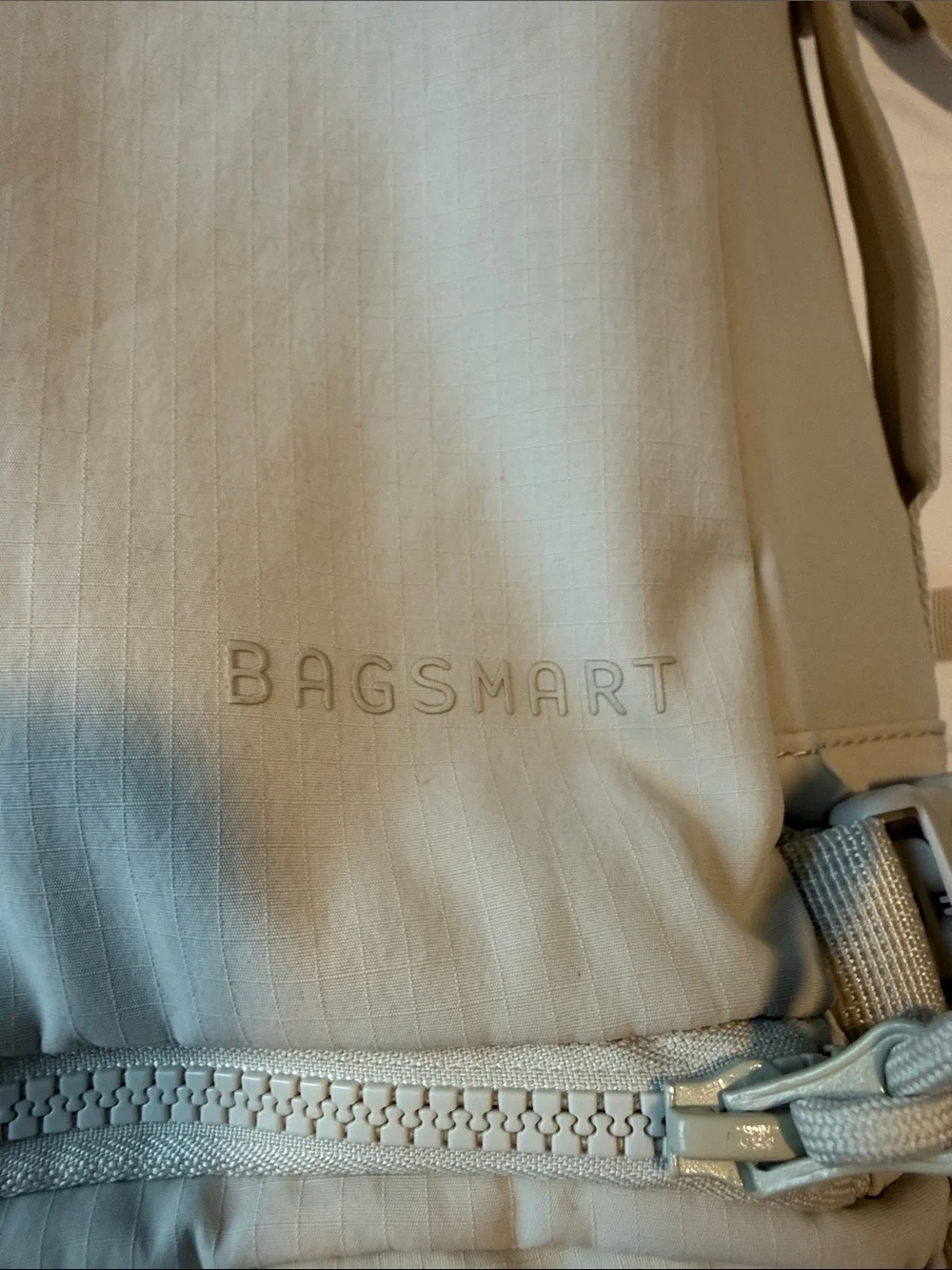 Versatile Beige Women's Travel Backpack - 28L - Picture 2 of 13